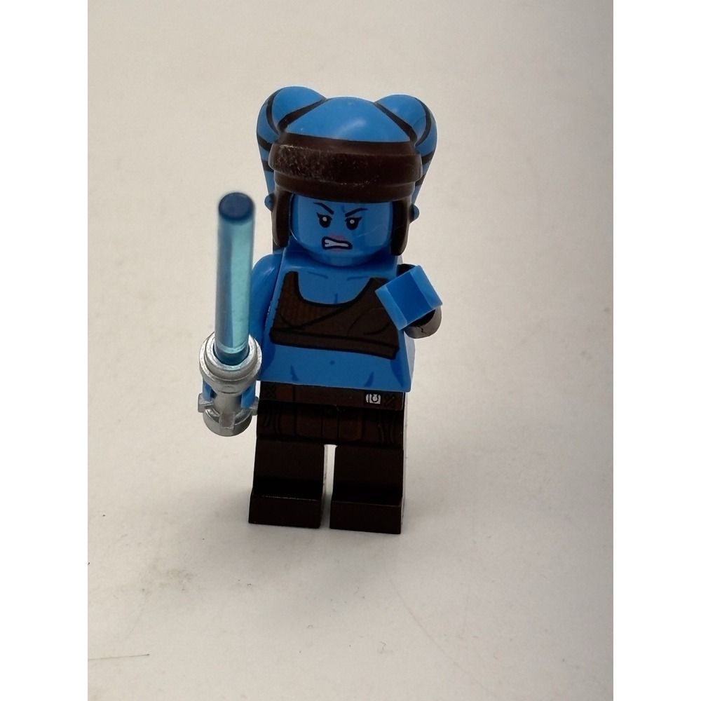 LEGO AAYLA And Light Saber SECURE MINIFIGURE STAR WARS‎ JEDI EPISODE 3 Fl